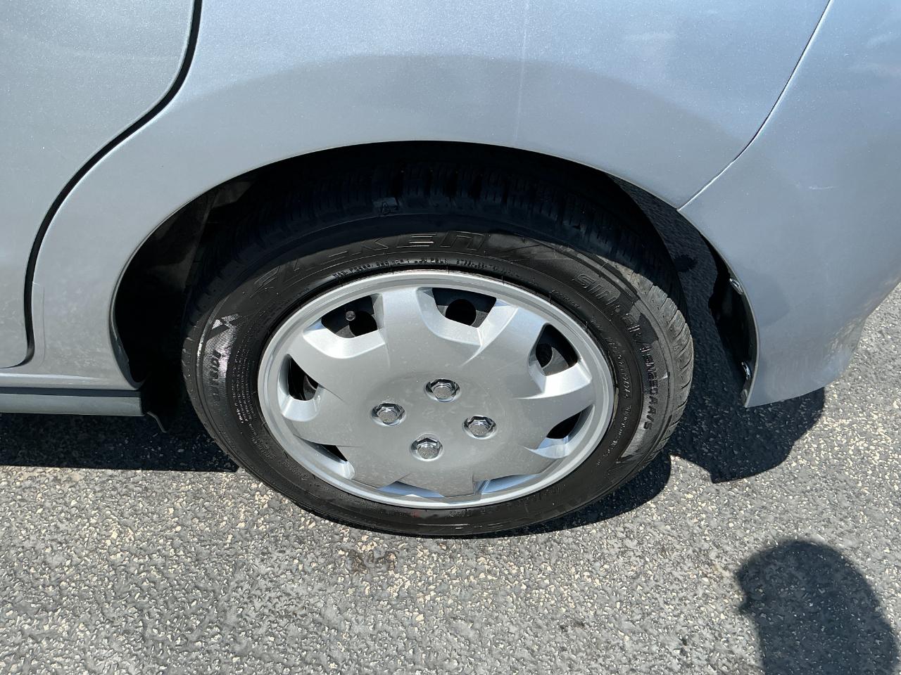Mitsubishi Mirage ES CVT 2024