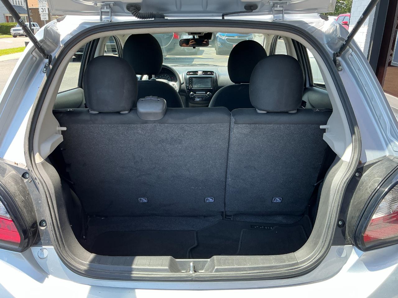 Mitsubishi Mirage ES CVT 2024
