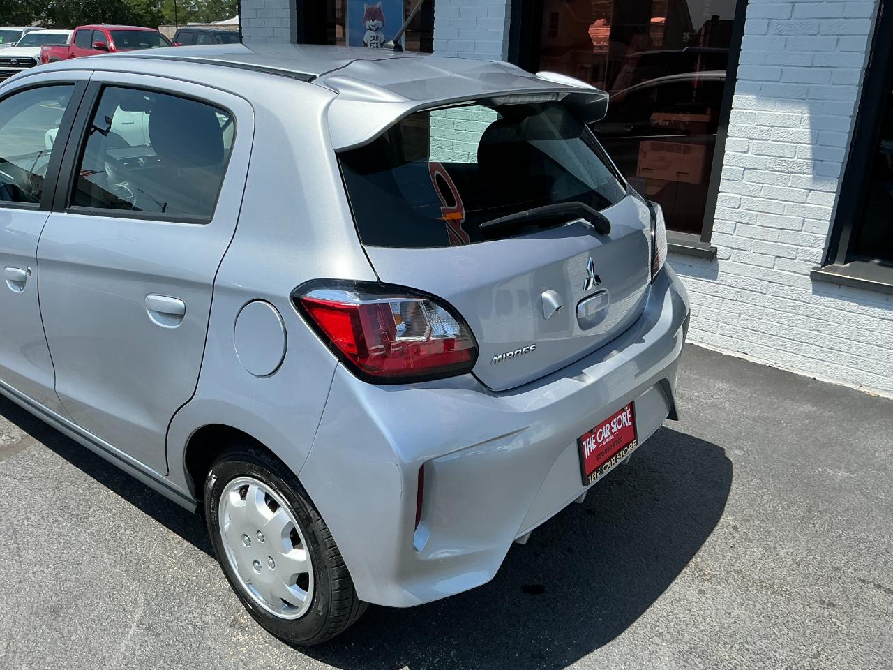 Mitsubishi Mirage ES CVT 2024