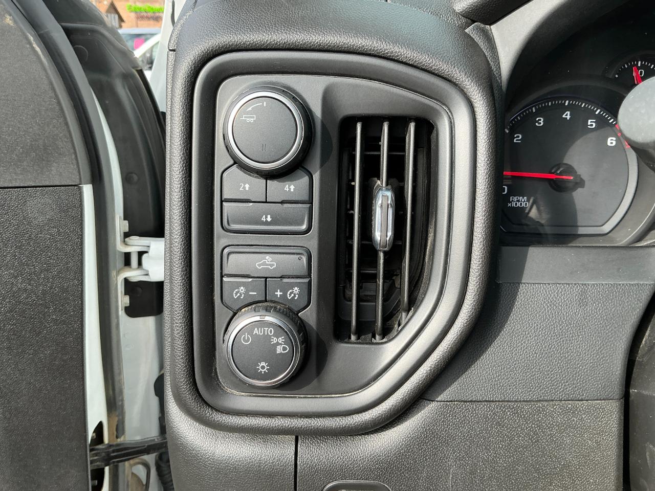 Chevrolet Silverado 2500HD 4WD Double Cab 162" Work Truck 2022