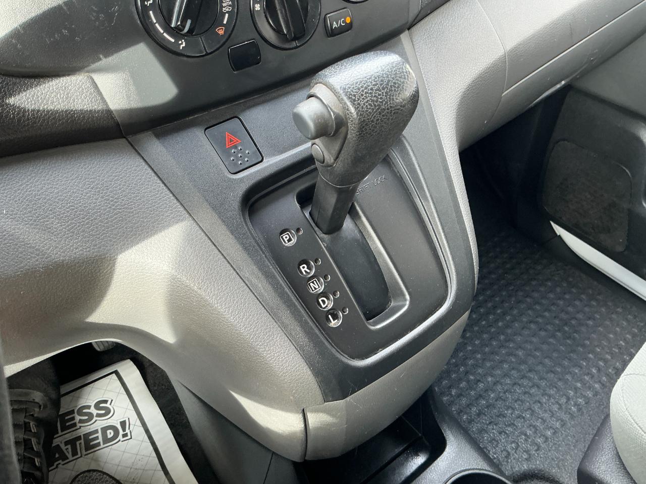 Nissan NV200 Compact Cargo I4 S 2017