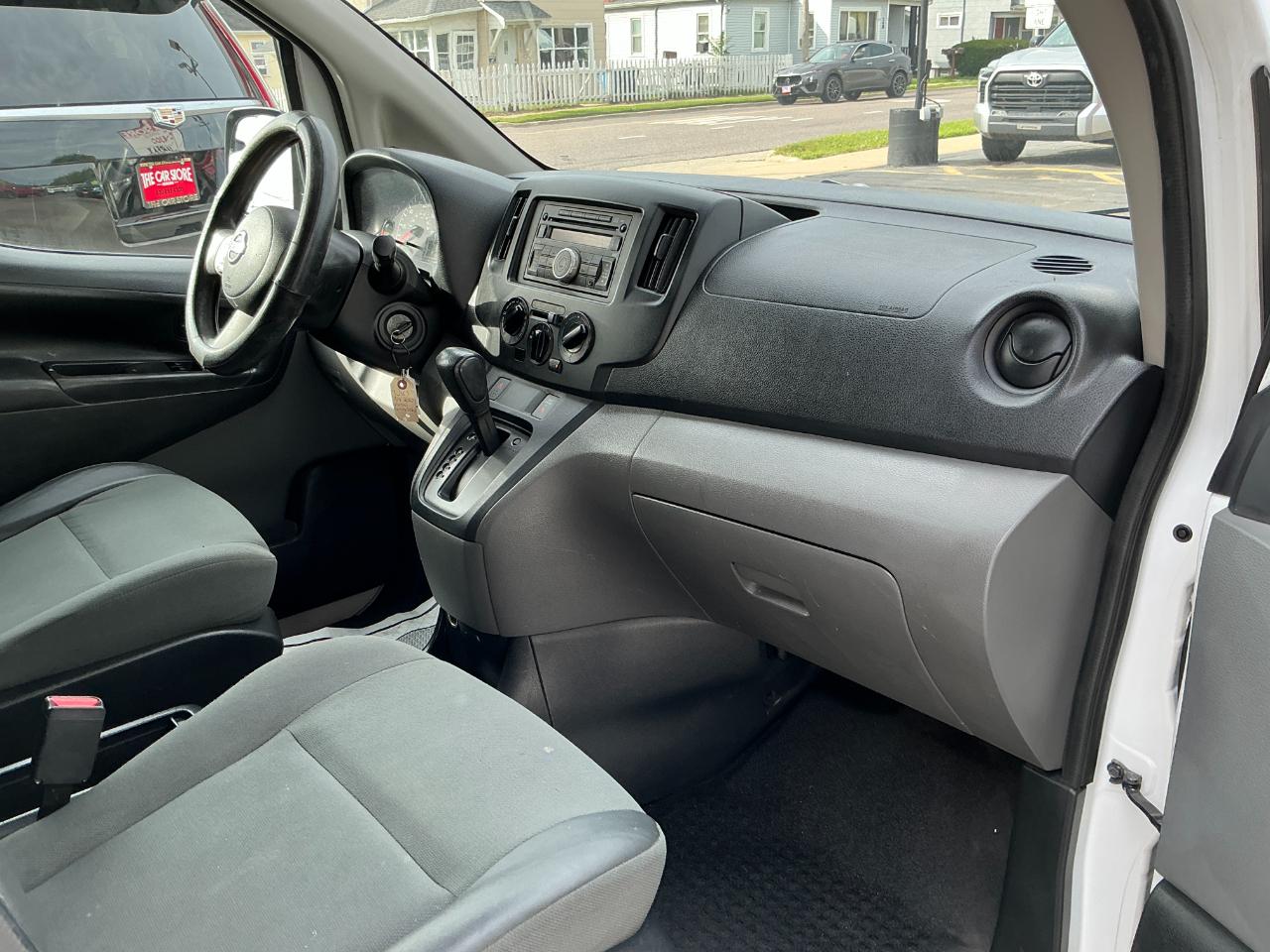 Nissan NV200 Compact Cargo I4 S 2017