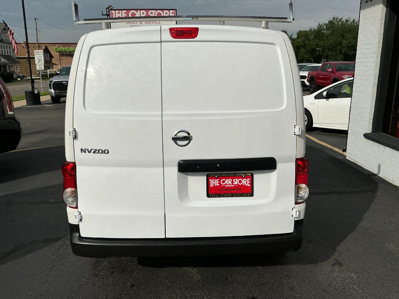 Nissan NV200 Compact Cargo I4 S 2017