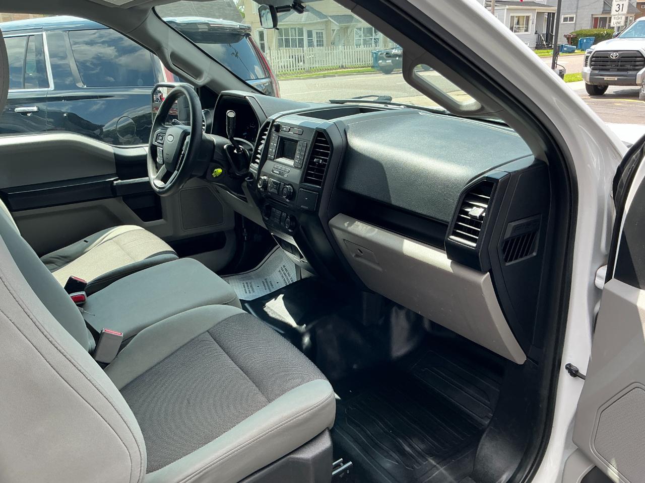 Ford F-150 XL 2WD SuperCab 6.5' Box 2017