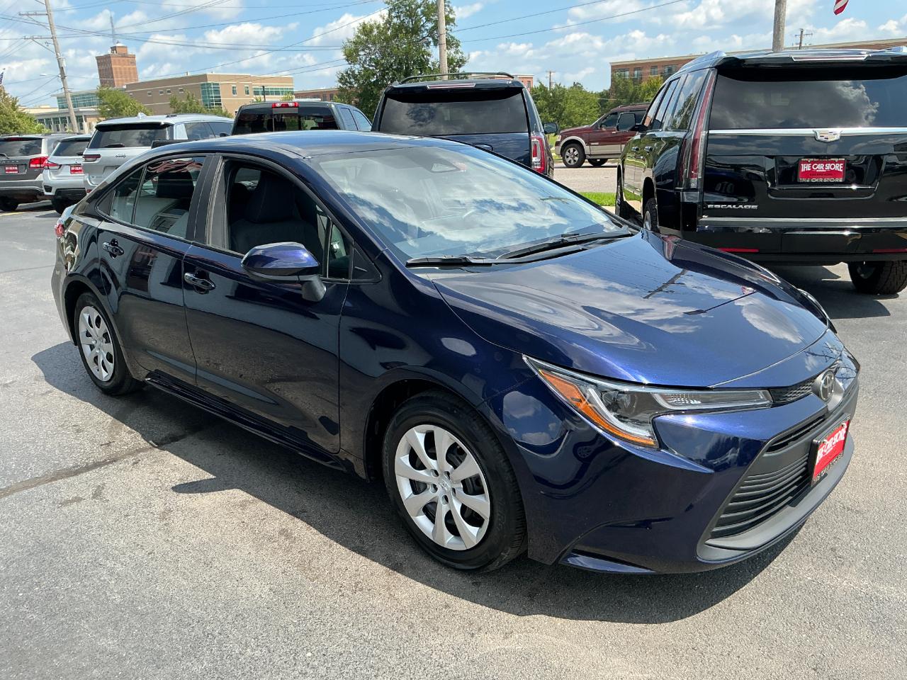 Toyota Corolla LE CVT (Natl) 2025