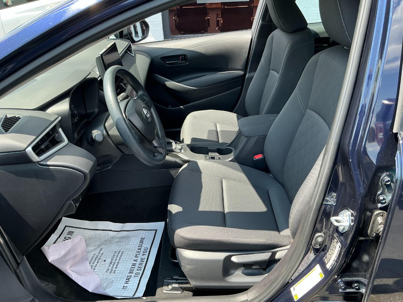 Toyota Corolla LE CVT (Natl) 2025