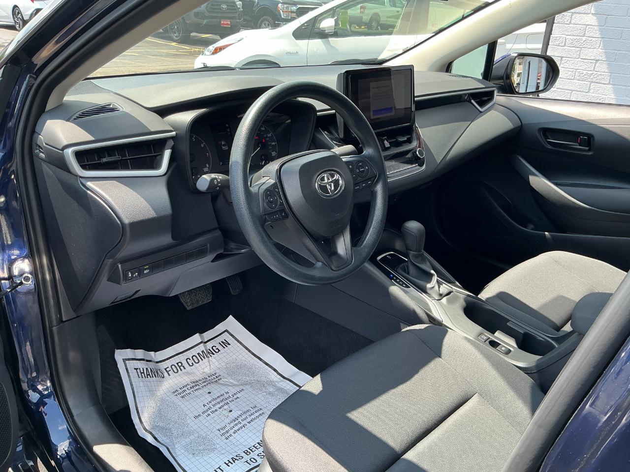 Toyota Corolla LE CVT (Natl) 2025