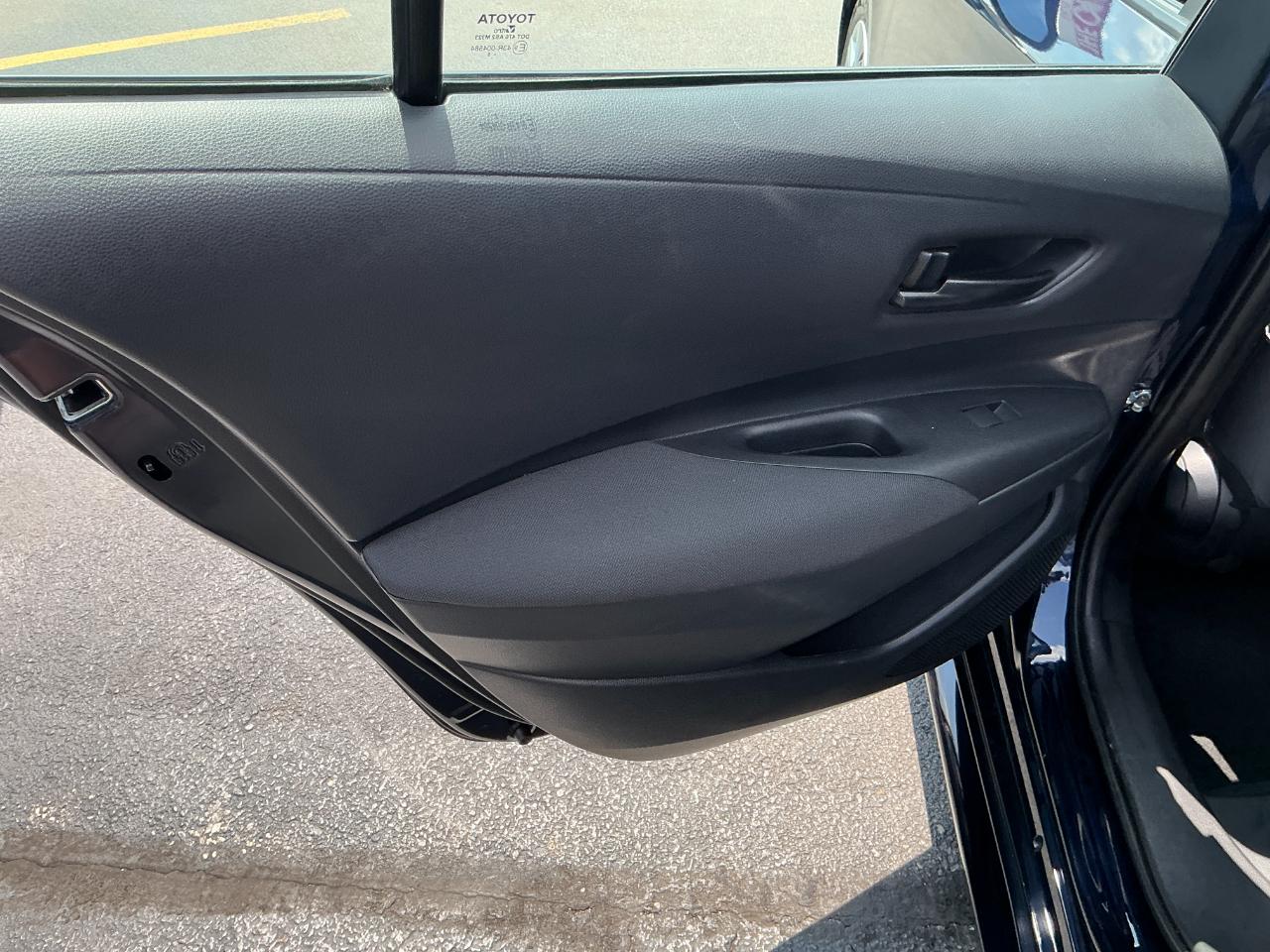 Toyota Corolla LE CVT (Natl) 2025