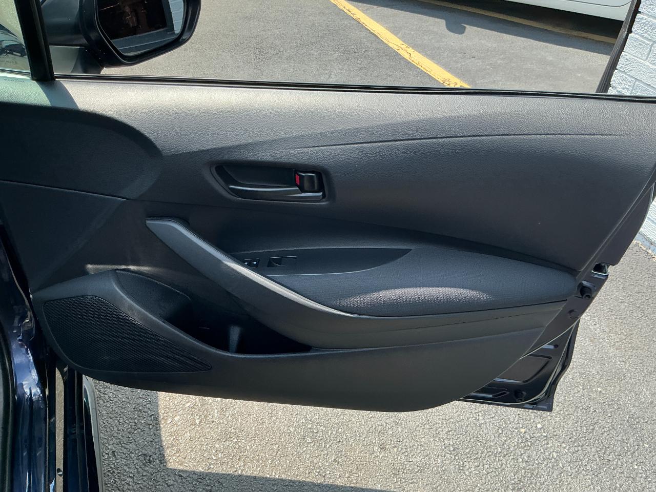 Toyota Corolla LE CVT (Natl) 2025