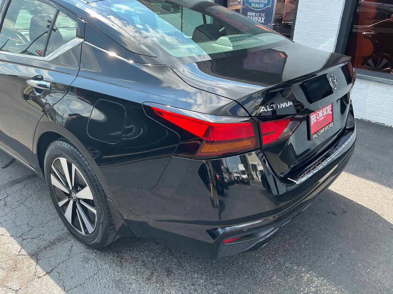 Nissan Altima 2.5 SL Sedan 2021