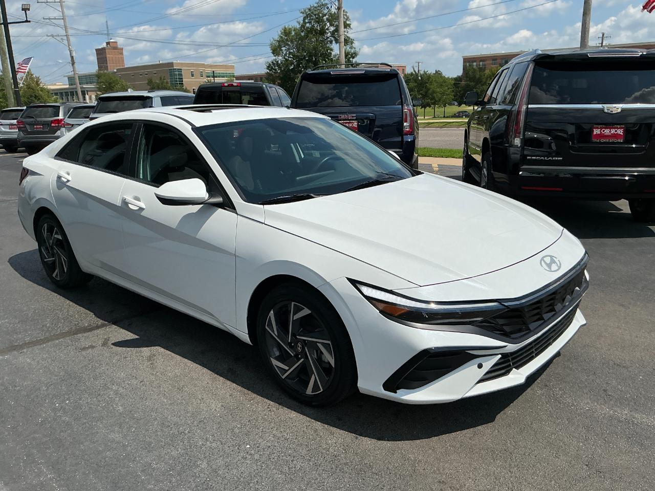 Hyundai Elantra SEL Convenience IVT 2025