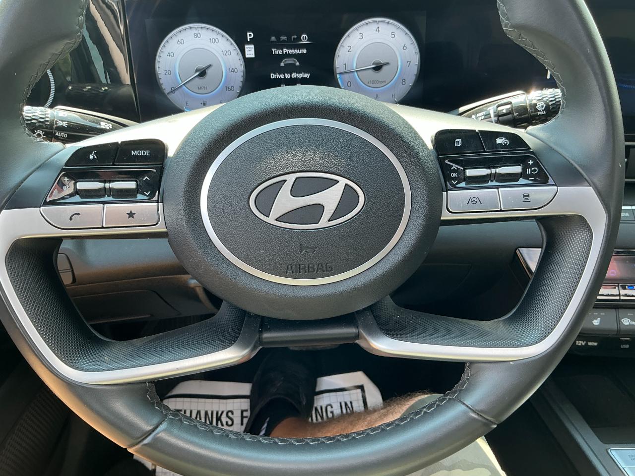 Hyundai Elantra SEL Convenience IVT 2025