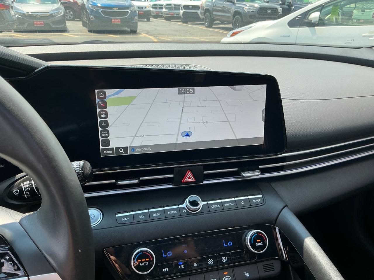 Hyundai Elantra SEL Convenience IVT 2025