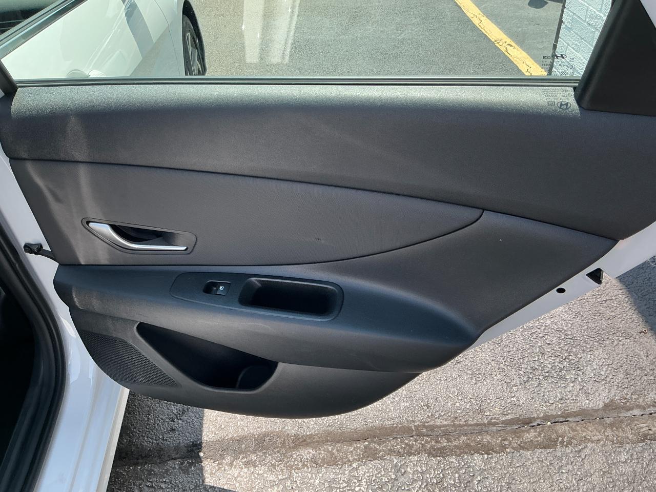 Hyundai Elantra SEL Convenience IVT 2025