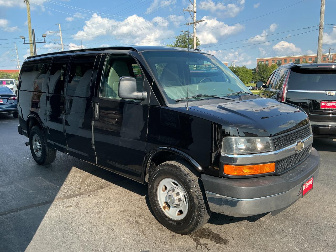 Chevrolet Express Passenger RWD 2500 135" LS 2013