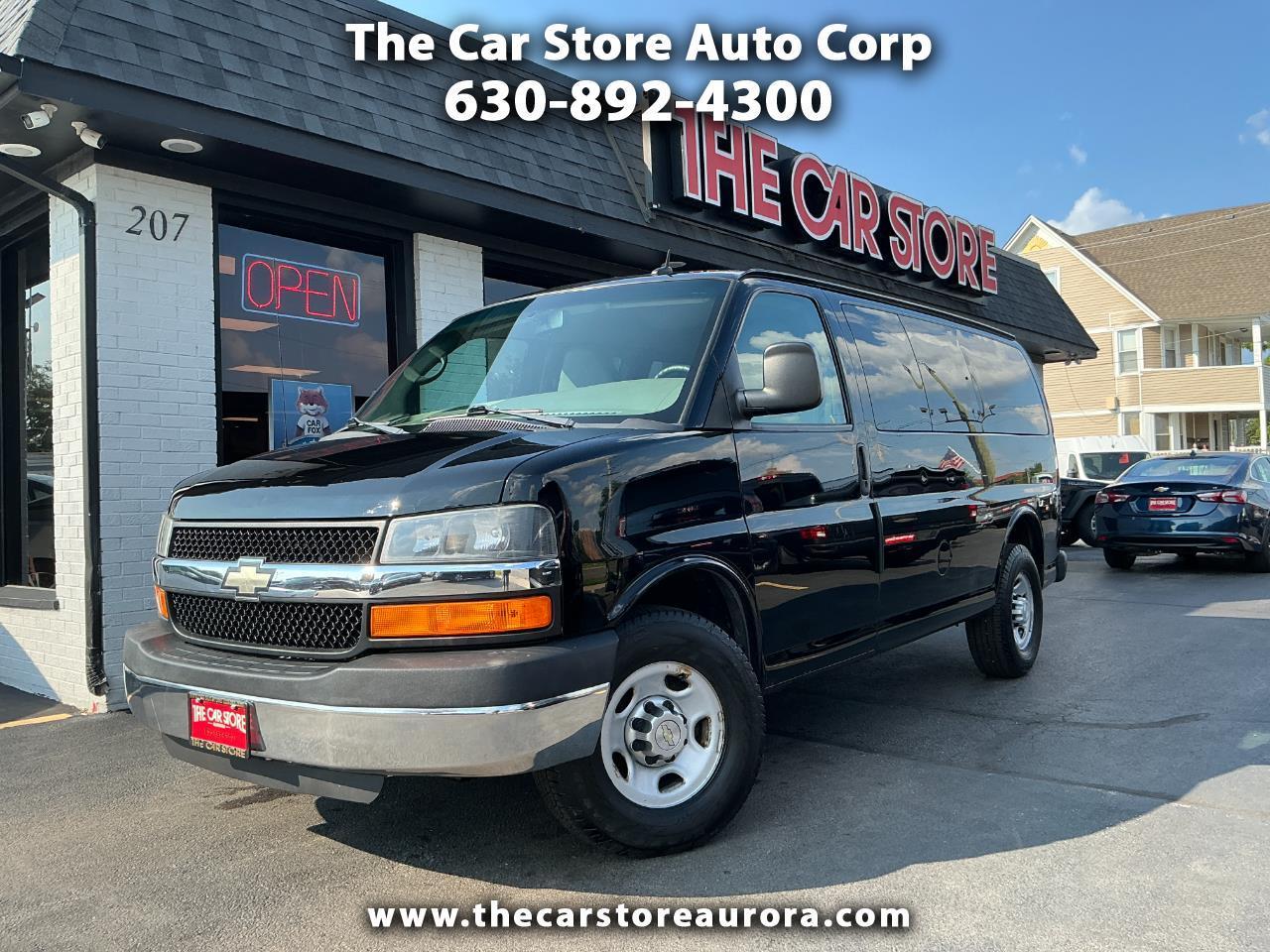 Chevrolet Express Passenger RWD 2500 135" LS 2013