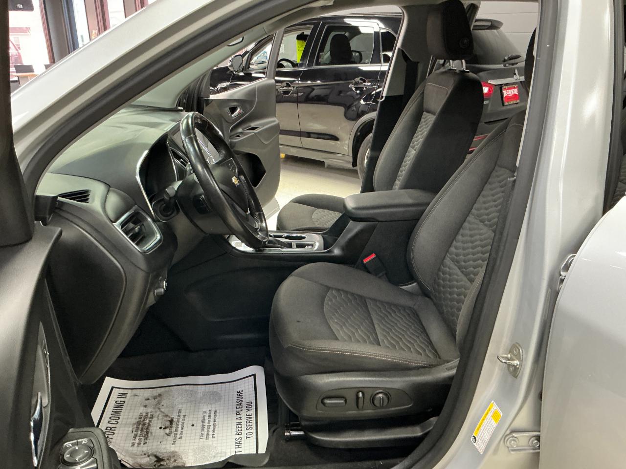 Chevrolet Equinox FWD 4dr LT w/2LT 2019
