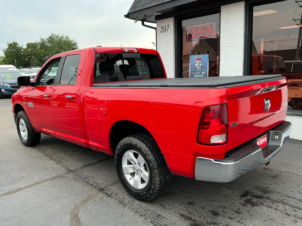 RAM 1500 4WD Quad Cab 140.5" SLT 2014