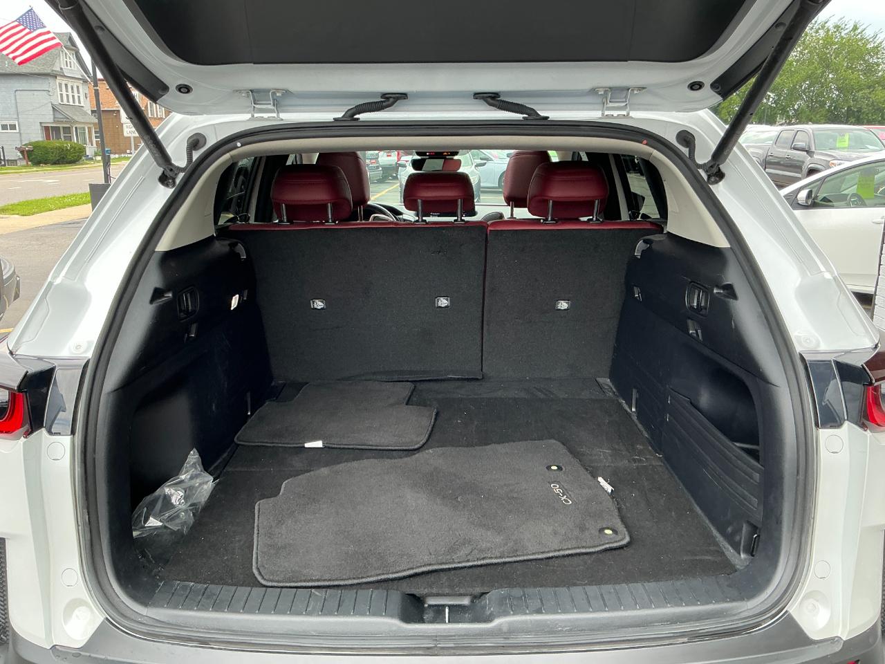 Mazda CX-50 Hybrid Premium Package AWD 2025