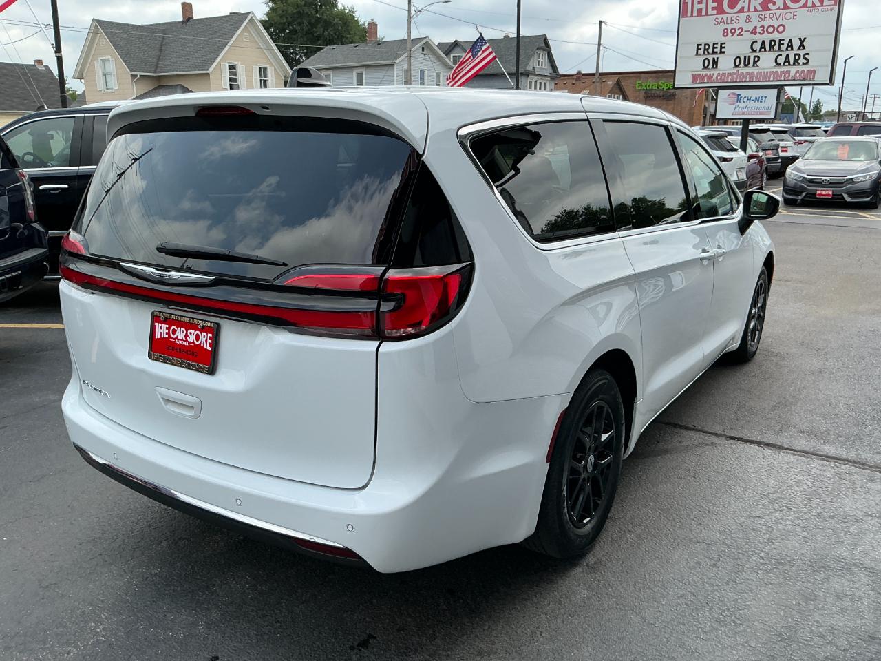 Chrysler Pacifica Touring L FWD 2023