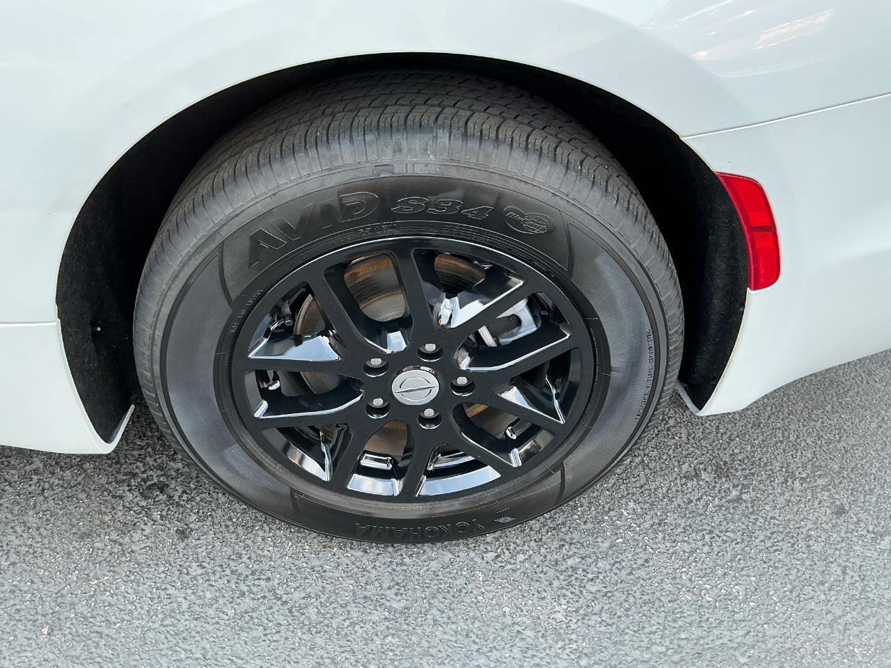 Chrysler Pacifica Select FWD 2025