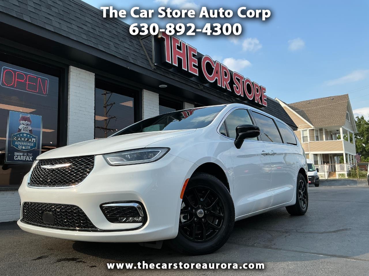 Chrysler Pacifica Select FWD 2025
