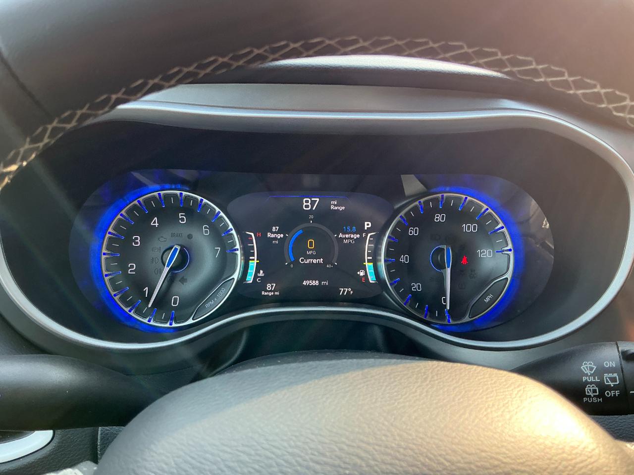 Chrysler Pacifica Select FWD 2025