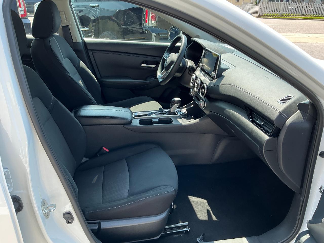 Nissan Sentra SV CVT 2024