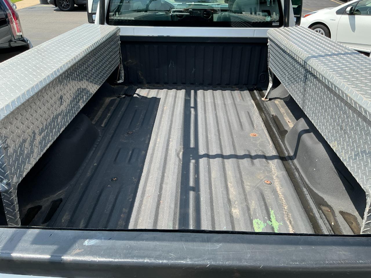 Ford Super Duty F-250 SRW 2WD Reg Cab 137" XLT 2015