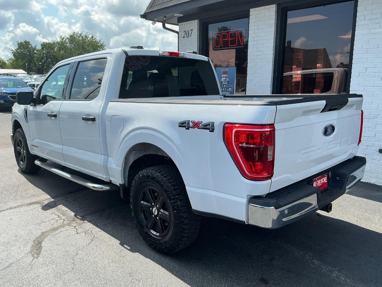 Ford F-150 XLT 4WD SuperCrew 5.5' Box 2023