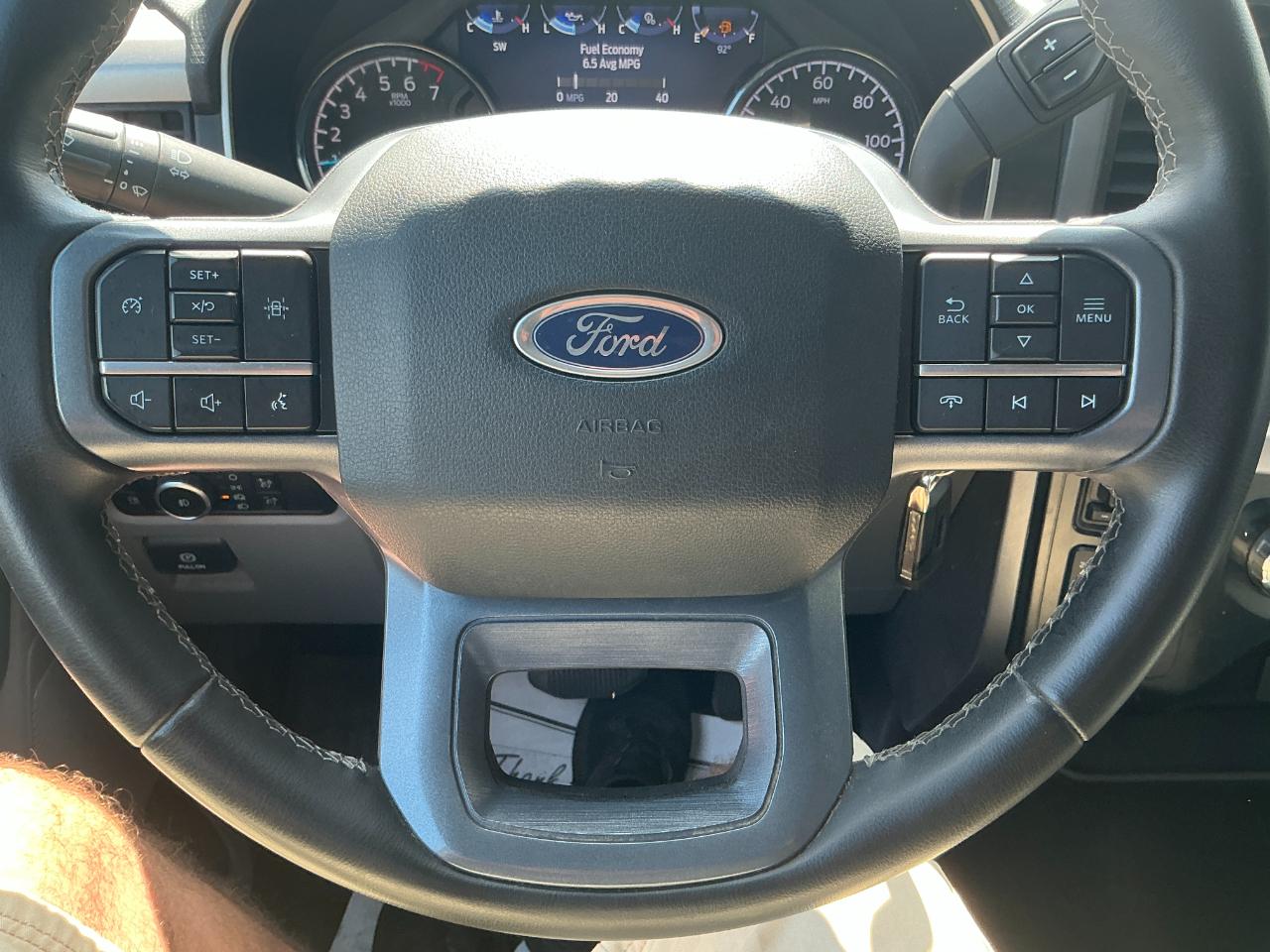 Ford F-150 XLT 4WD SuperCrew 5.5' Box 2023