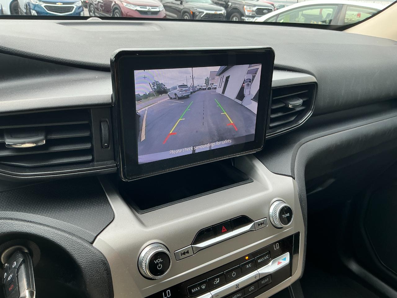 Ford Explorer Base 4WD 2021