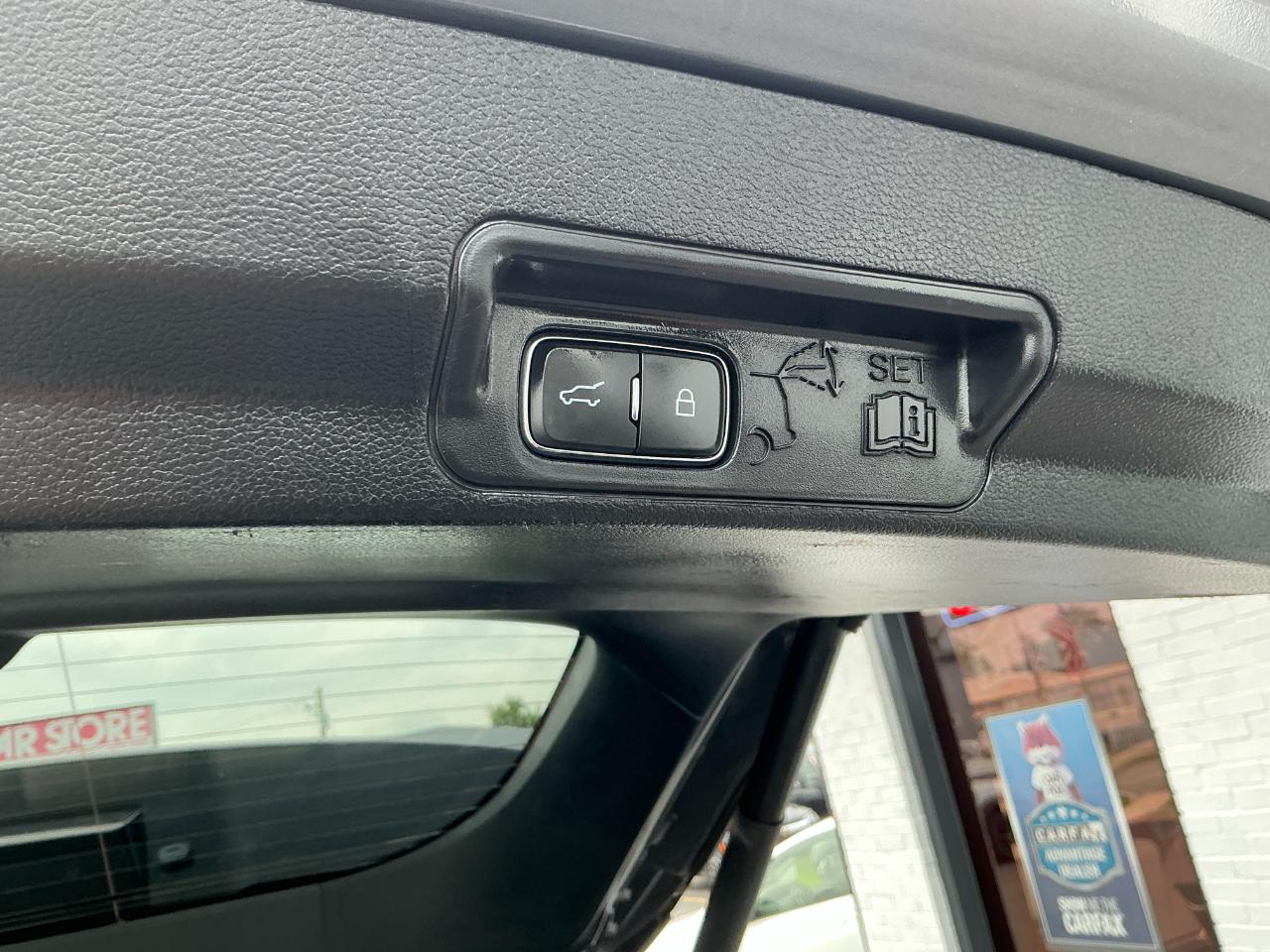 Ford Explorer Base 4WD 2021