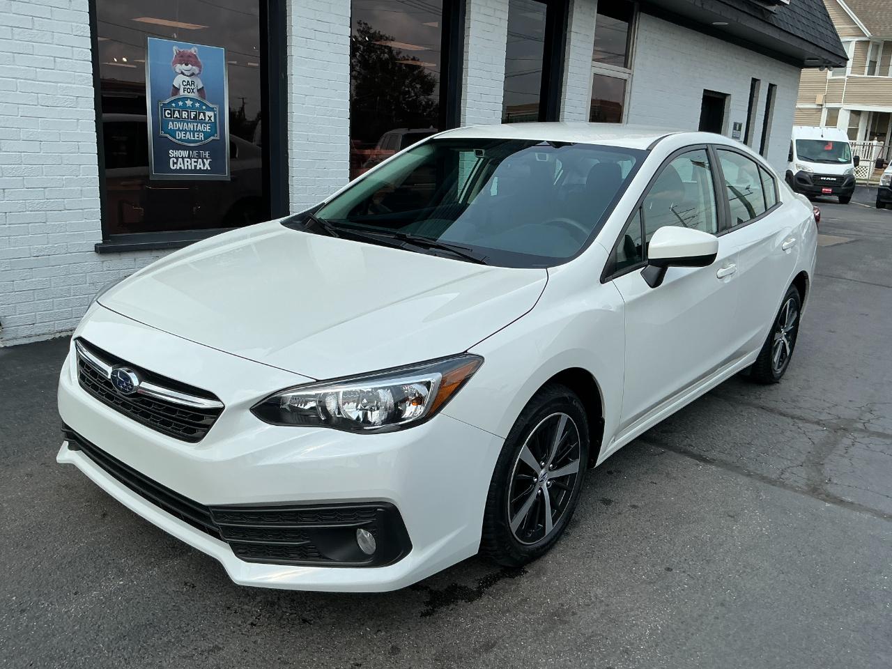 Subaru Impreza Premium 4-door CVT 2023