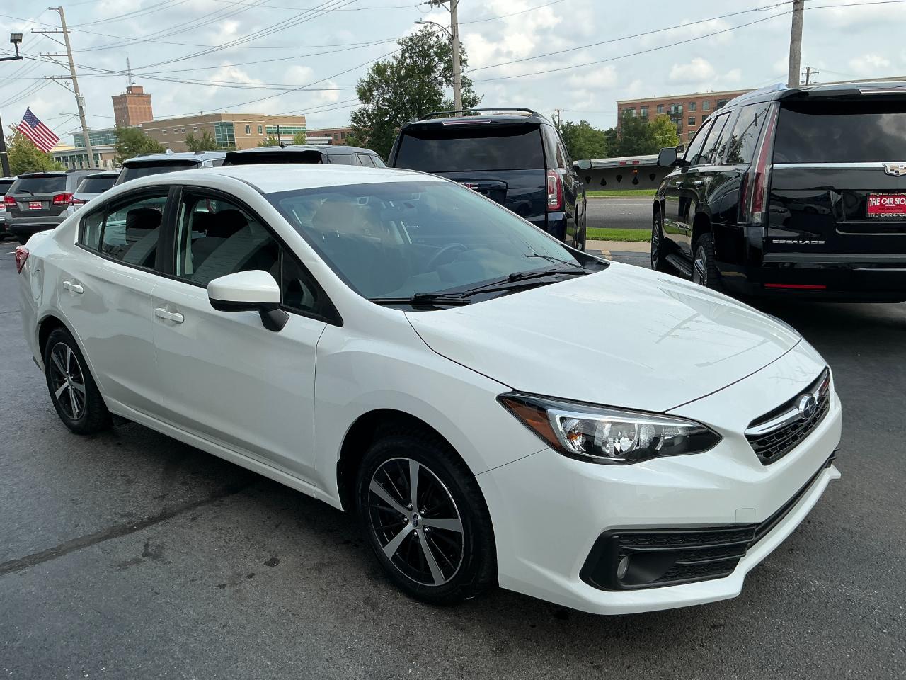 Subaru Impreza Premium 4-door CVT 2023