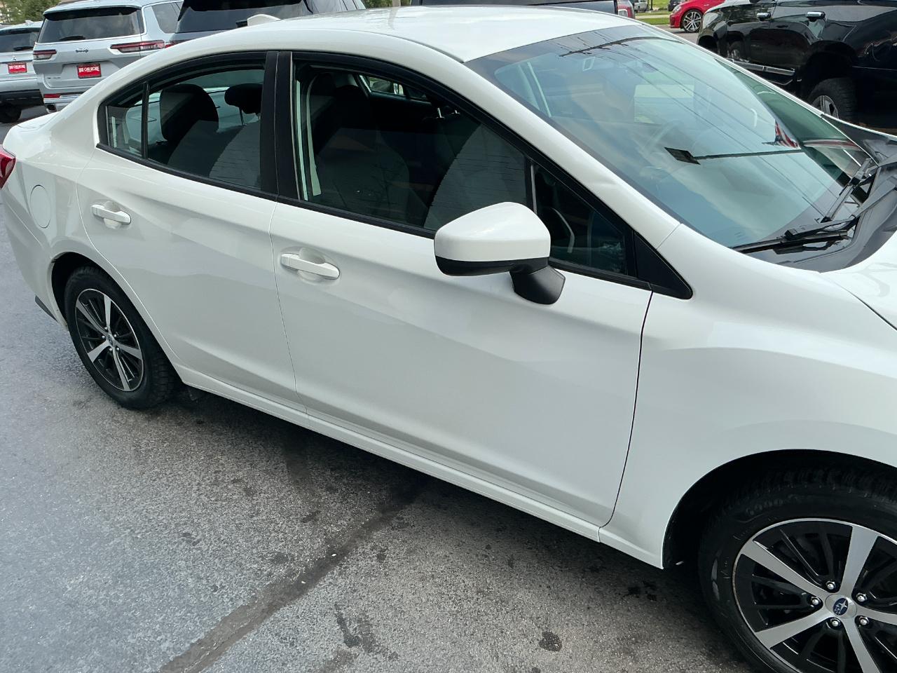 Subaru Impreza Premium 4-door CVT 2023