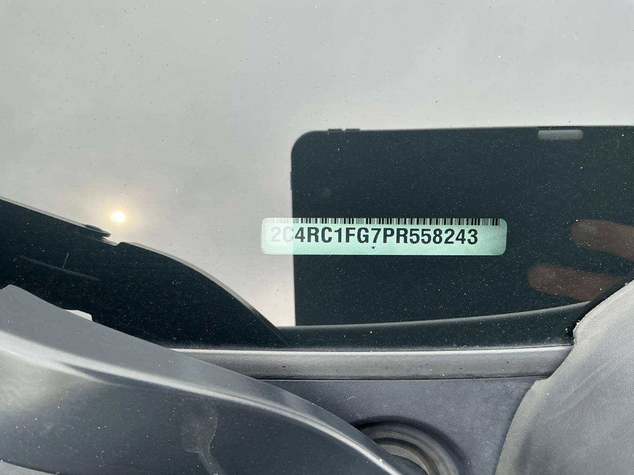 Chrysler Pacifica Touring FWD 2023