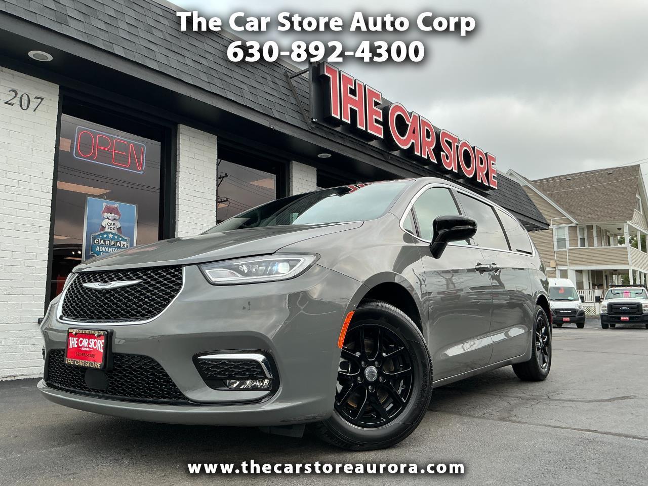 Chrysler Pacifica Select FWD 2025