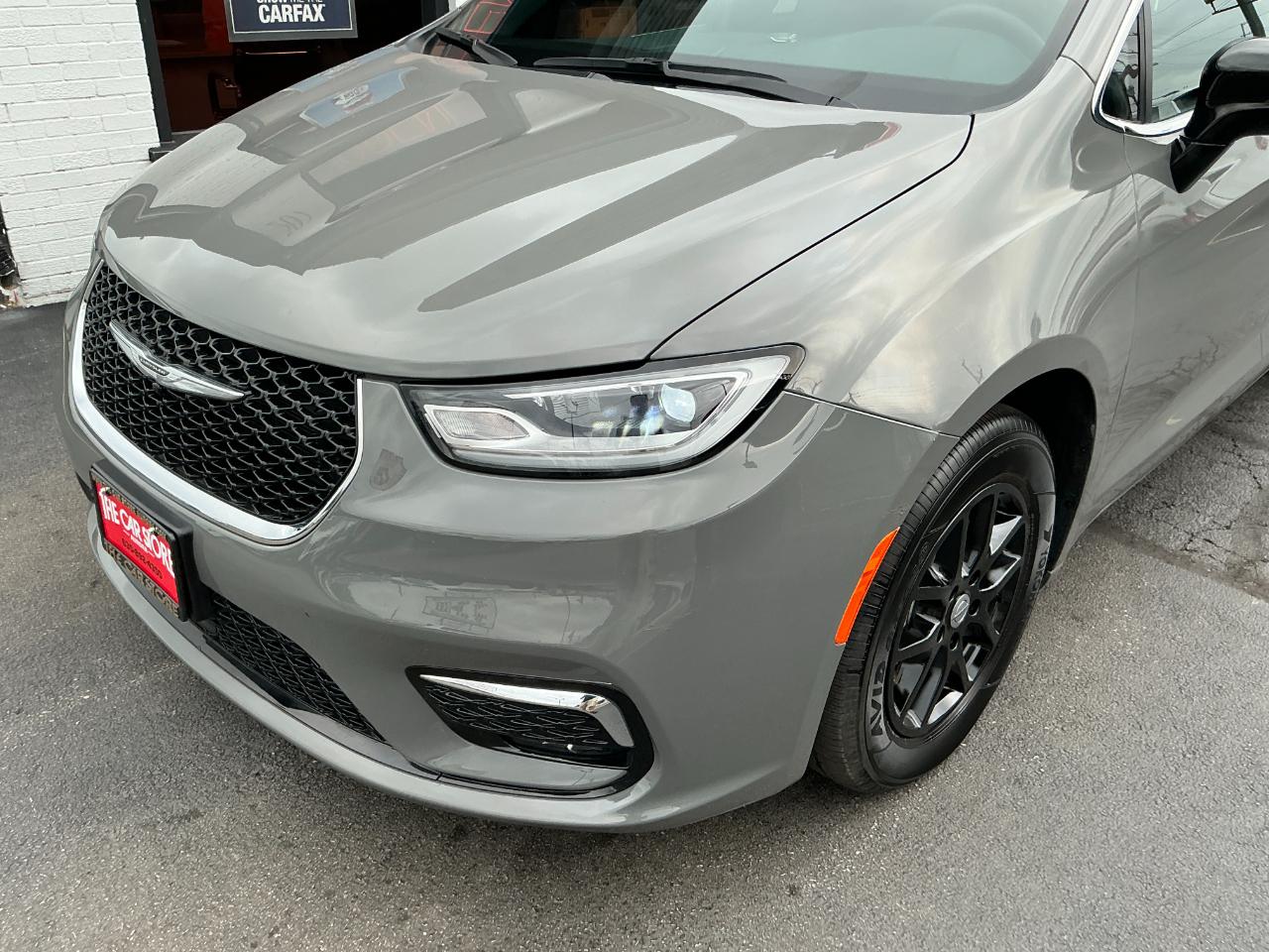 Chrysler Pacifica Select FWD 2025