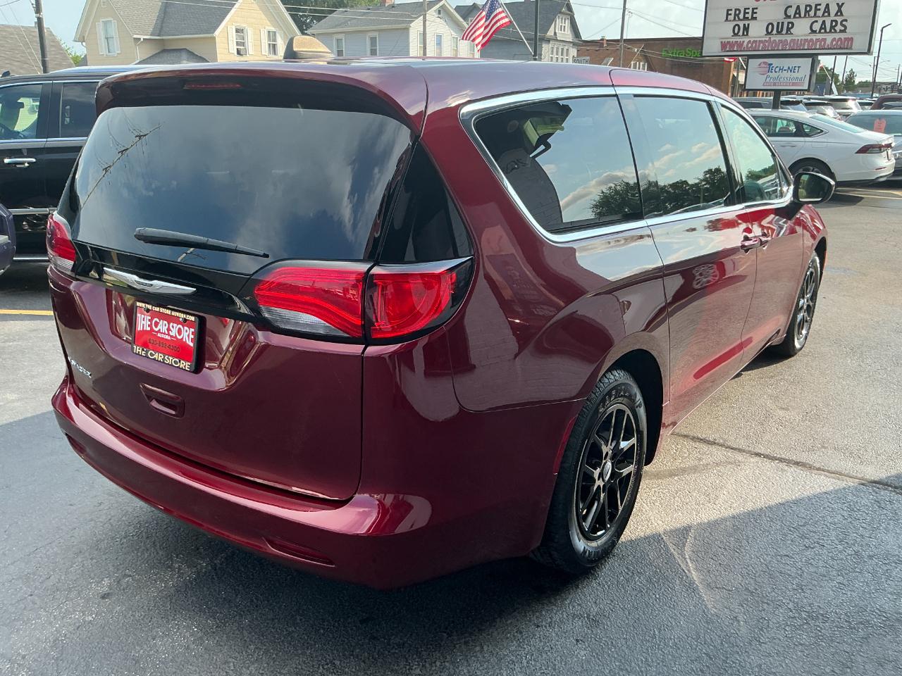 Chrysler Voyager LX FWD 2023