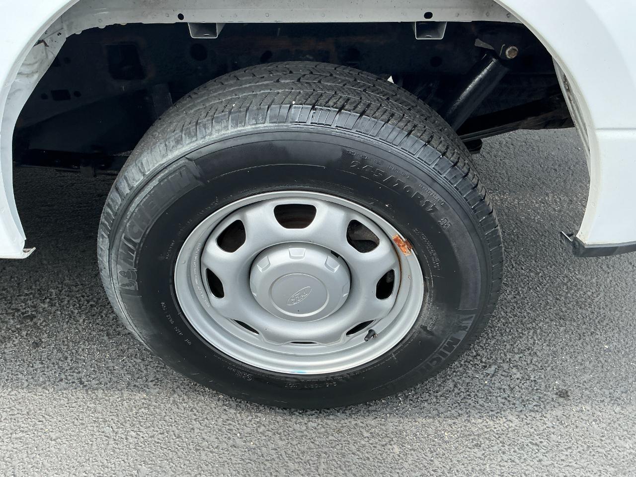 Ford F-150 XL 2WD Reg Cab 8' Box 2020