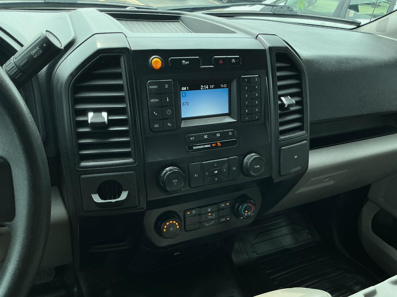 Ford F-150 XL 2WD Reg Cab 8' Box 2020