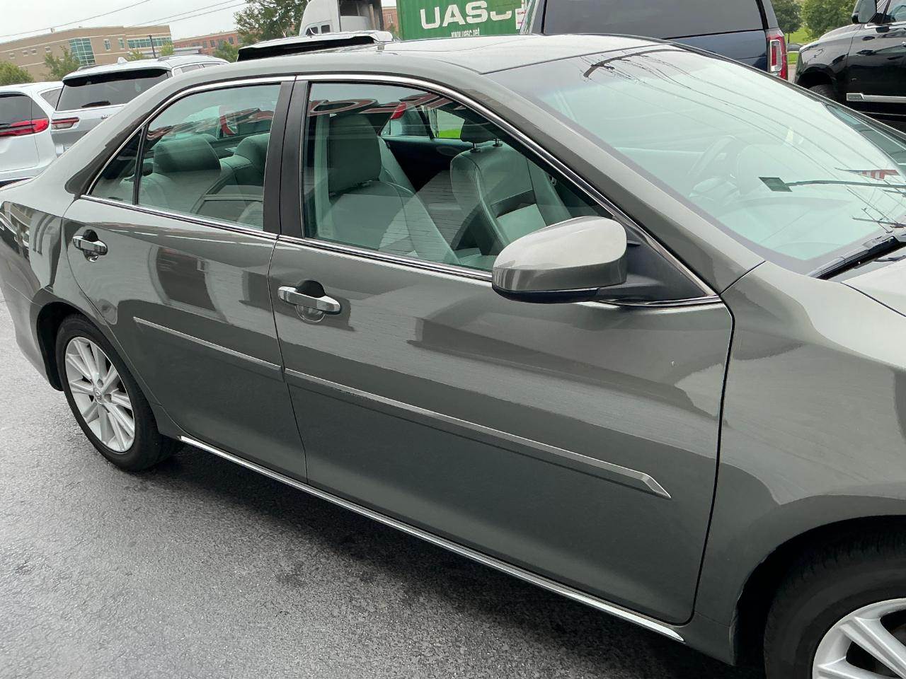 Toyota Camry 2014.5 4dr Sdn I4 Auto XLE (Natl) 2014