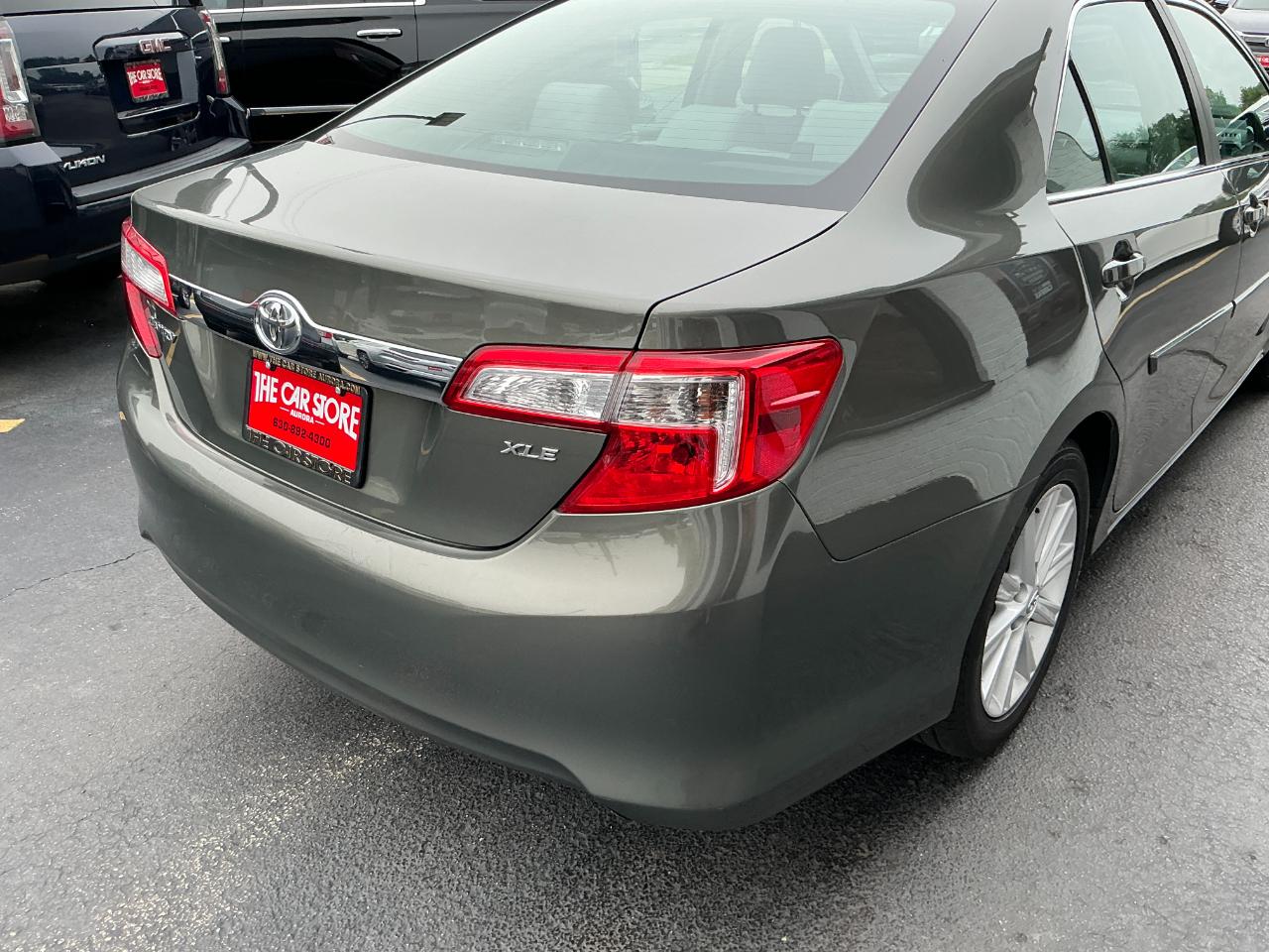Toyota Camry 2014.5 4dr Sdn I4 Auto XLE (Natl) 2014