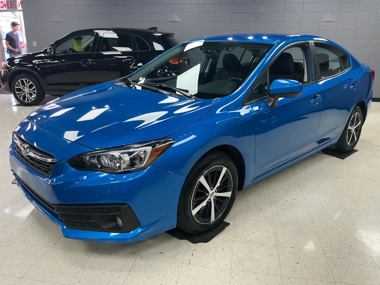 Subaru Impreza Premium 4-door CVT 2023
