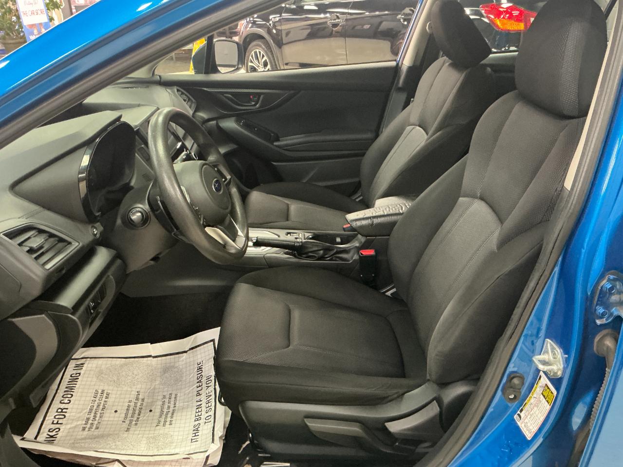 Subaru Impreza Premium 4-door CVT 2023