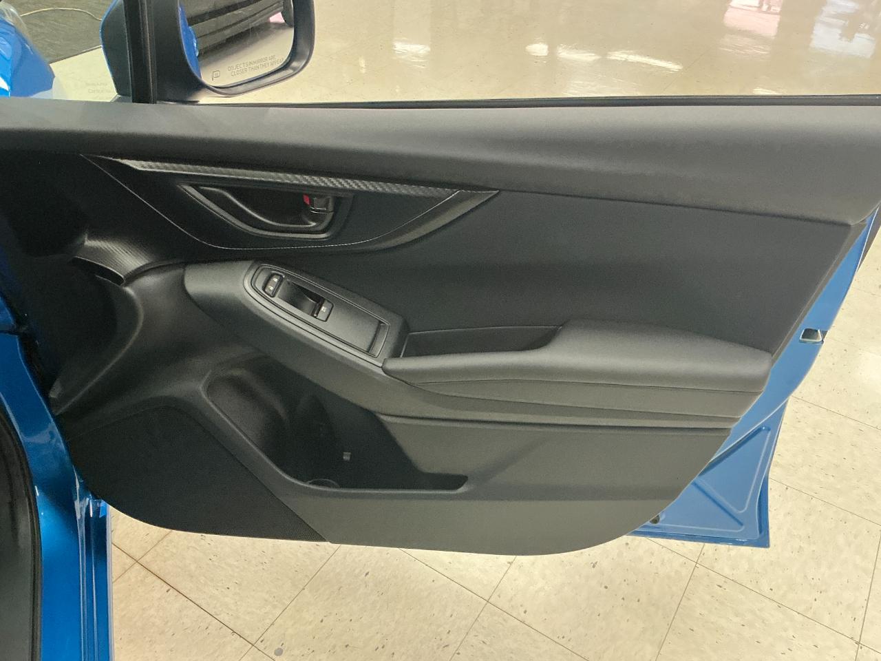 Subaru Impreza Premium 4-door CVT 2023
