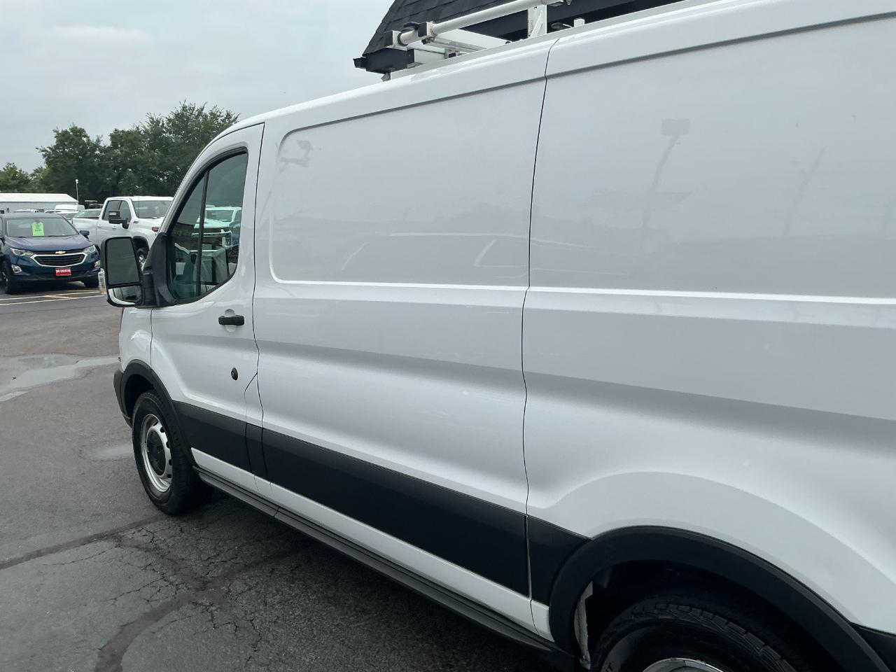 Ford Transit Van T-150 130" Low Rf 8600 GVWR Swing-Out RH Dr 2019