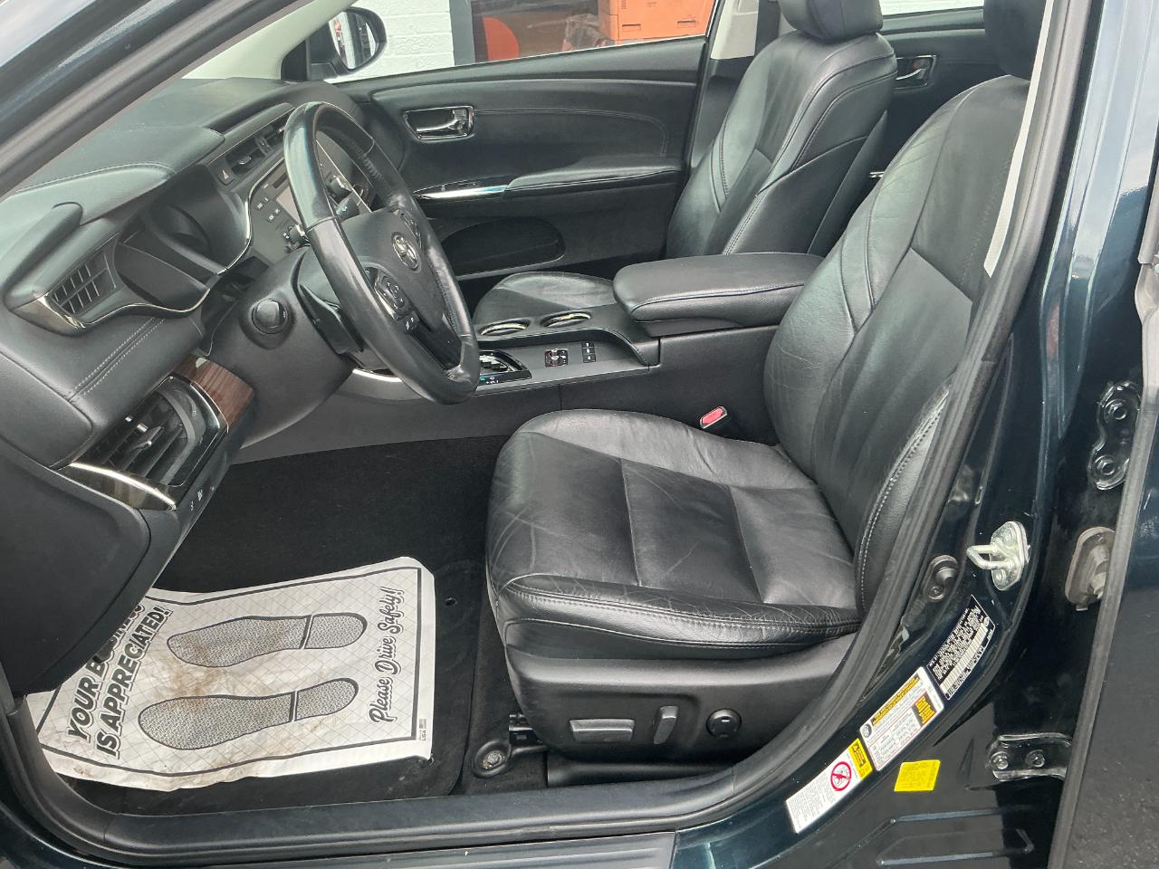 Toyota Avalon 4dr Sdn XLE Touring (Natl) 2015