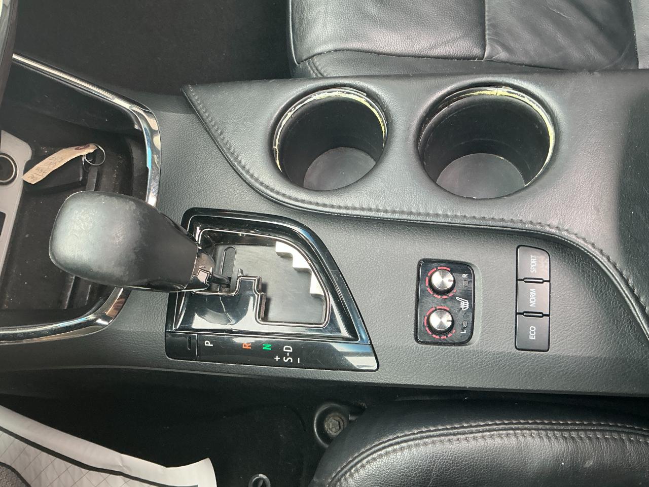 Toyota Avalon 4dr Sdn XLE Touring (Natl) 2015
